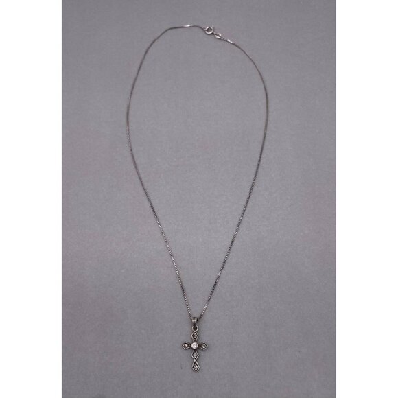 925 Sterling Silver Rhinestone Cross Pendant Box Chain Necklace 18.5 In Italy - Picture 3 of 8